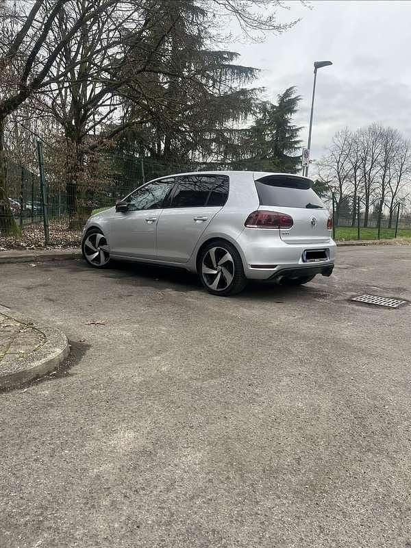 Usata VW Golf VI GTI 211 CV (155 kW) 2009 Grigio Utilitaria