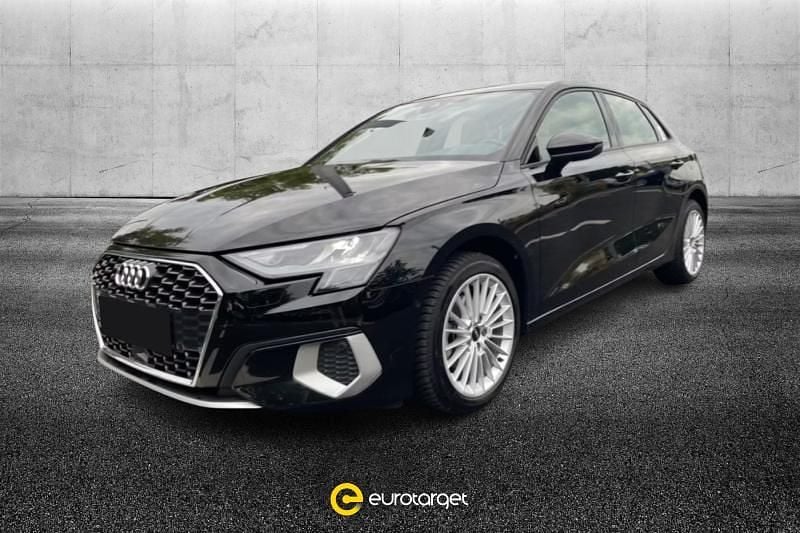 Usata Audi A3 e-tron Business 110 CV (80 kW) 2023 Nero metallizzato Utilitaria