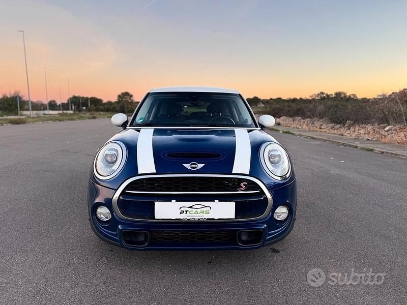 Usata Mini Cooper SD Hype 170 CV (125 kW) 2017 Blu/azzurro Utilitaria