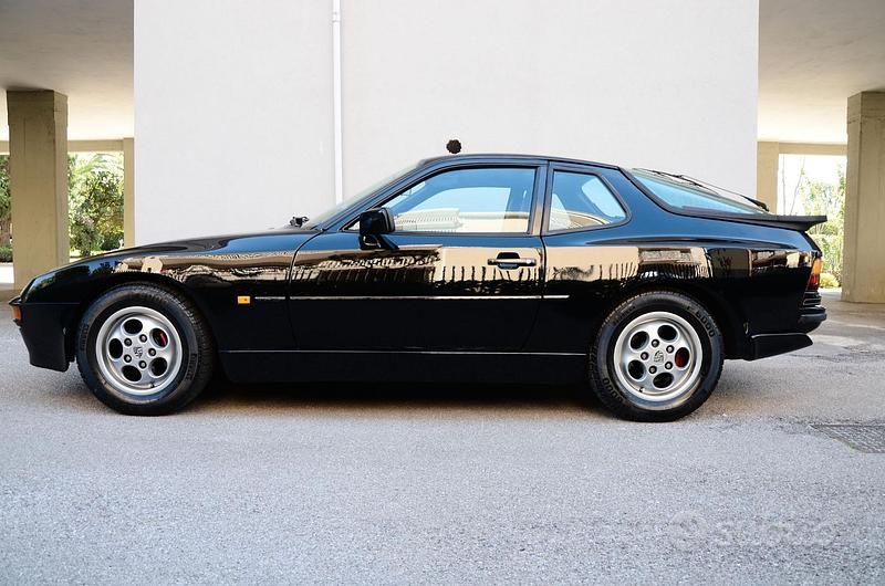 Usata Porsche 944 S 190 CV (139 kW) 1987 Nero Coupé
