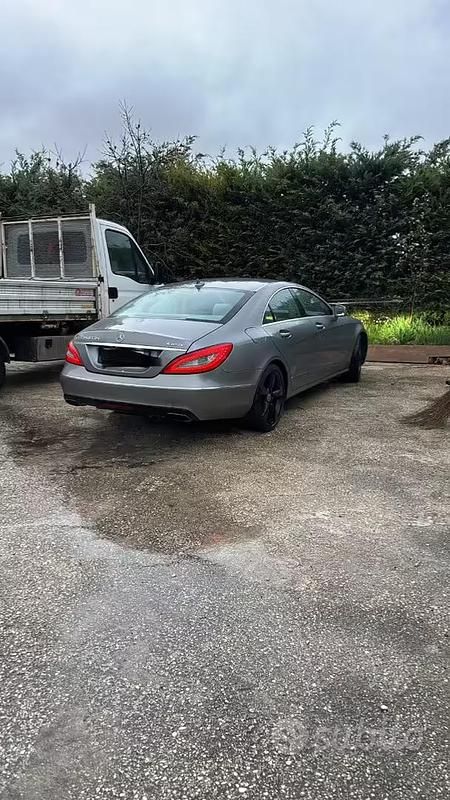 Usata Mercedes CLS350 265 CV (194 kW) 2011 Grigio Berlina