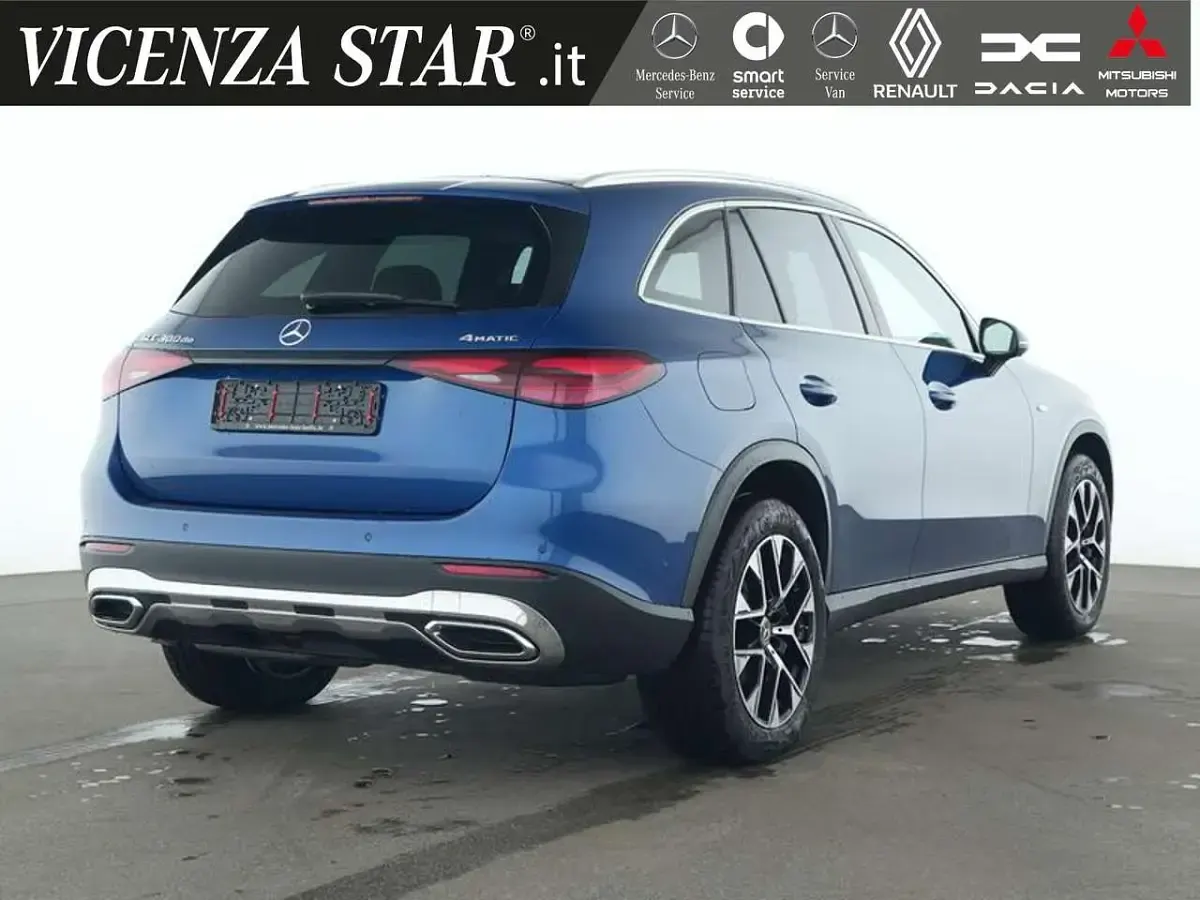 Usata Mercedes GLC300 197 CV (144 kW) 2025 Blu SUV