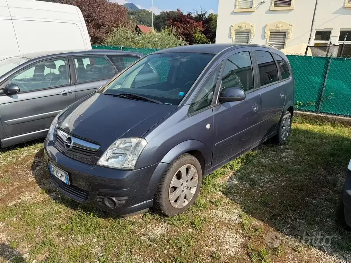 Usata Opel Meriva Enjoy 75 CV (55 kW) 2006 Monovolume