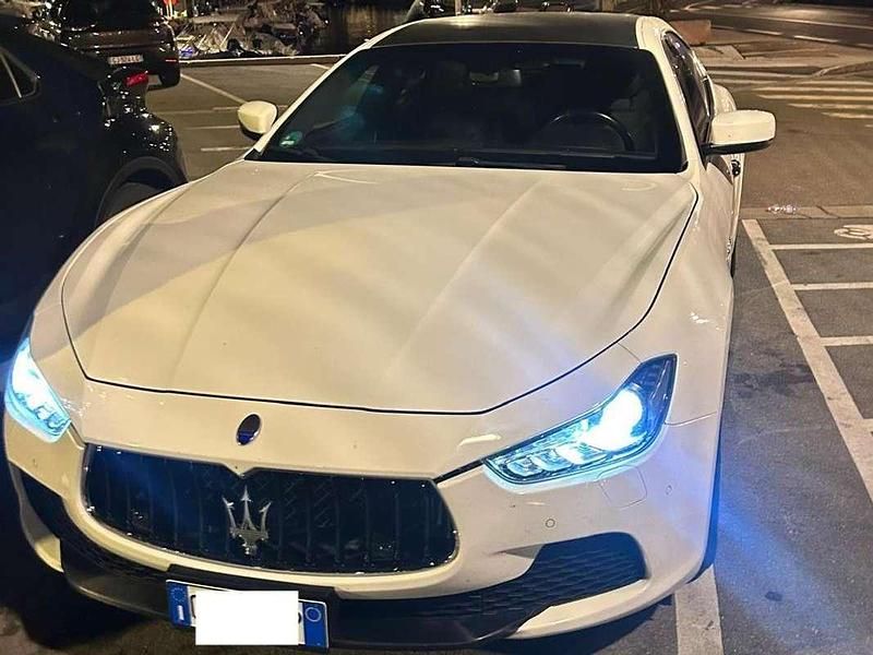 Usata Maserati Ghibli 409 CV (300 kW) 2016 Bianco Berlina