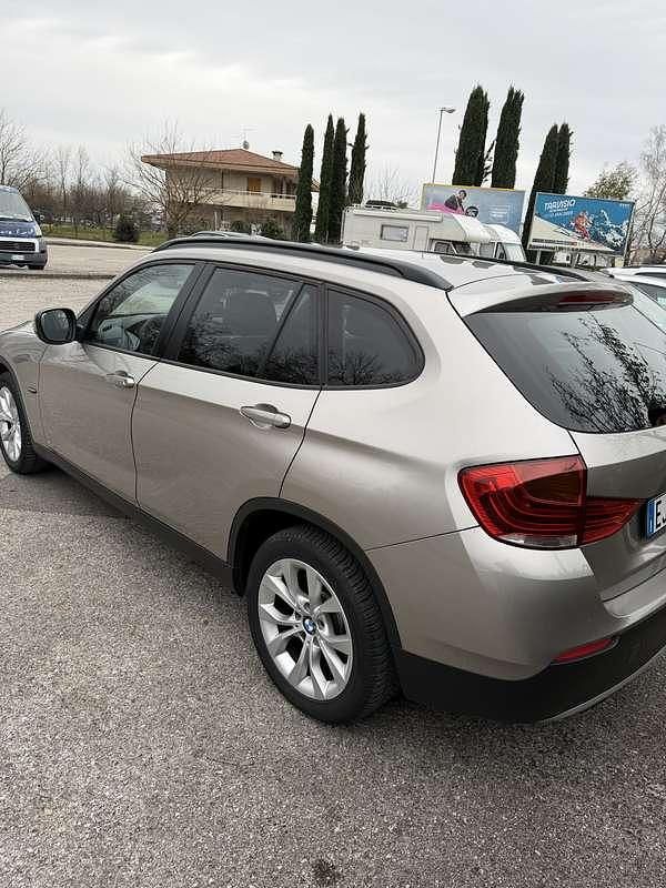 Usata BMW X1 194 CV (142 kW) 2012 Grigio SUV