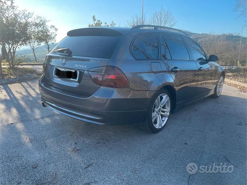 Usata BMW 320 177 CV (130 kW) 2007 Grigio Station wagon