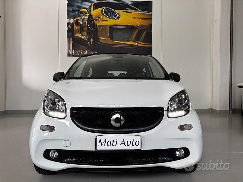Usata Smart ForFour 71 CV (52 kW) 2018 Bianco Utilitaria
