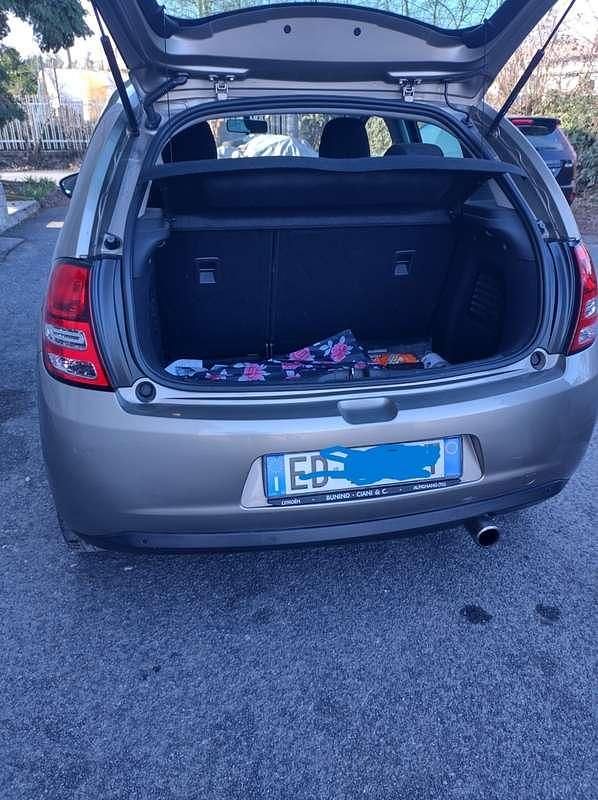 Usata Citroën C3 Exclusive 95 CV (69 kW) 2010 Oro Berlina