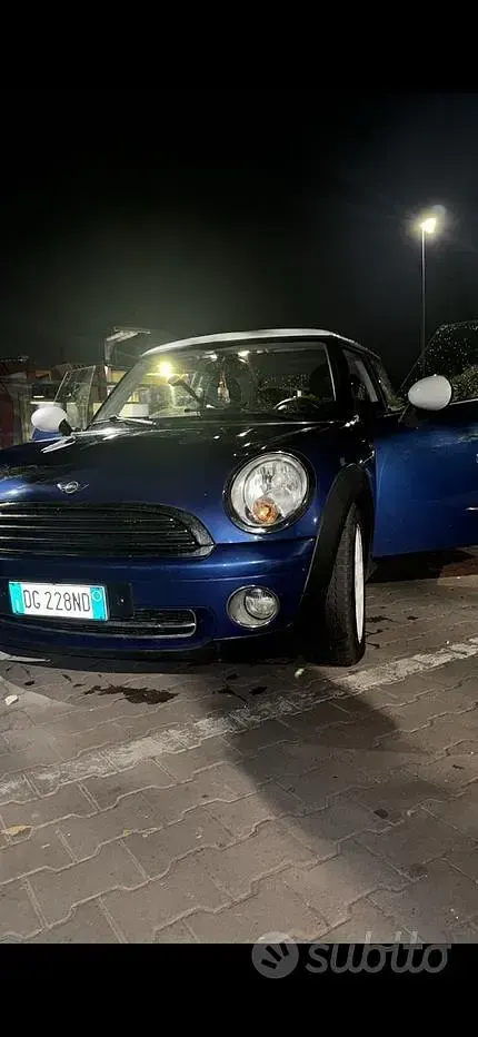 Usata Mini Cooper 120 CV (88 kW) 2009 Bluazzurro Utilitaria