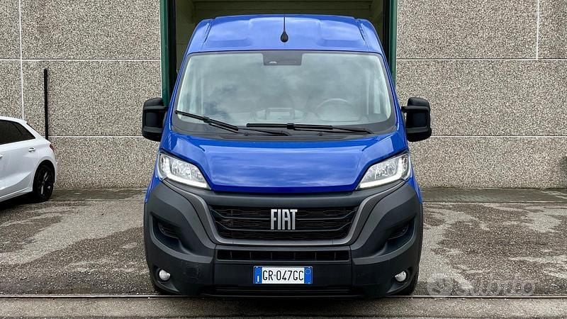 Usata Fiat Ducato 140 CV (102 kW) 2023 Blu Furgone