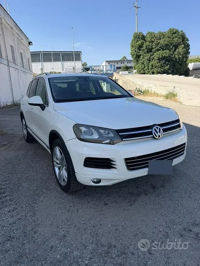 Usata VW Touareg 245 CV (180 kW) 2011 Bianco SUV