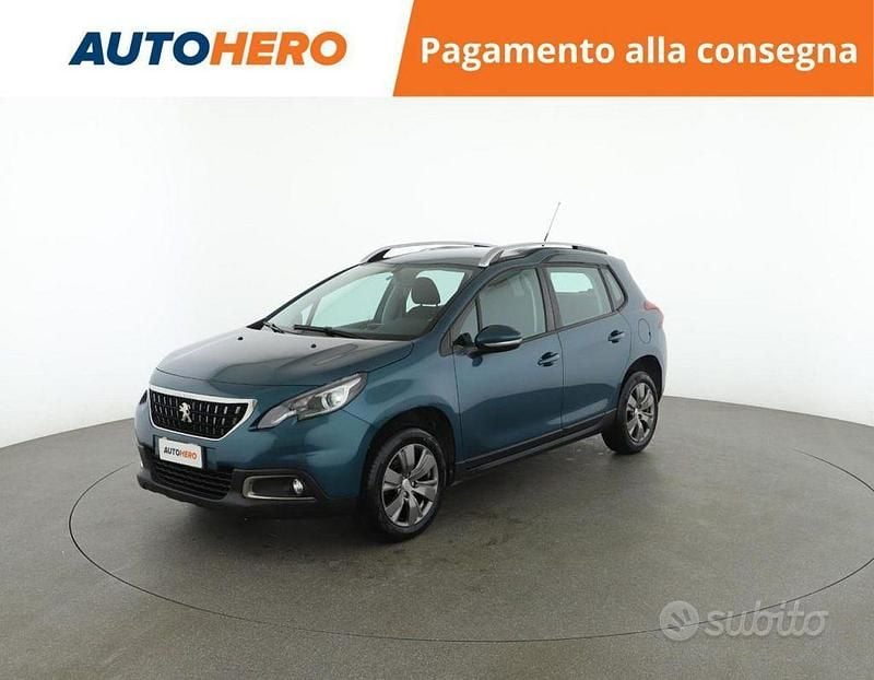 Verde Usata 2017 Peugeot 2008 Active SUV | 9999 € (Buon prezzo) - Immagine 1/2