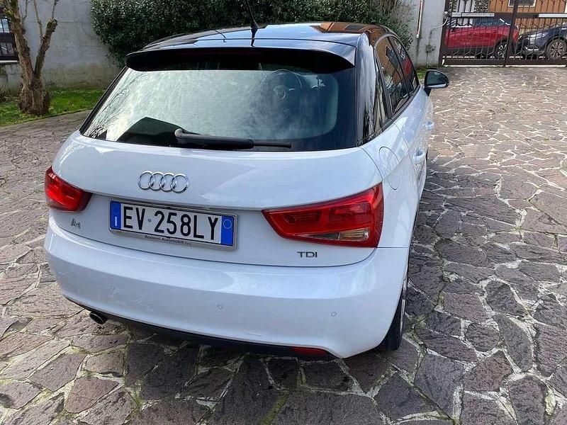 Usata Audi A1 Sportback Ambition 90 CV (66 kW) 2014 Bianco Utilitaria
