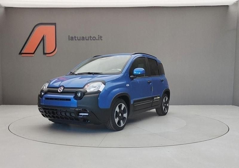 Usata Fiat Panda Cross 70 CV (51 kW) 2025 Blu italia Utilitaria