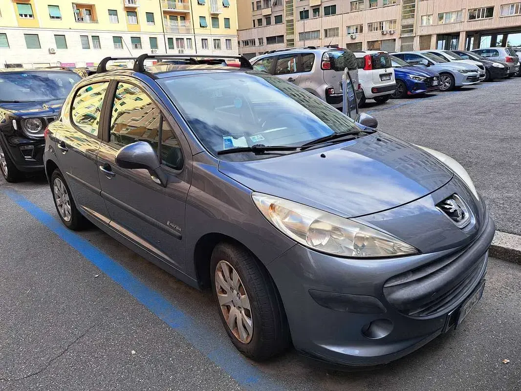 Usata Peugeot 207 95 CV (69 kW) 2008 Grigio Berlina