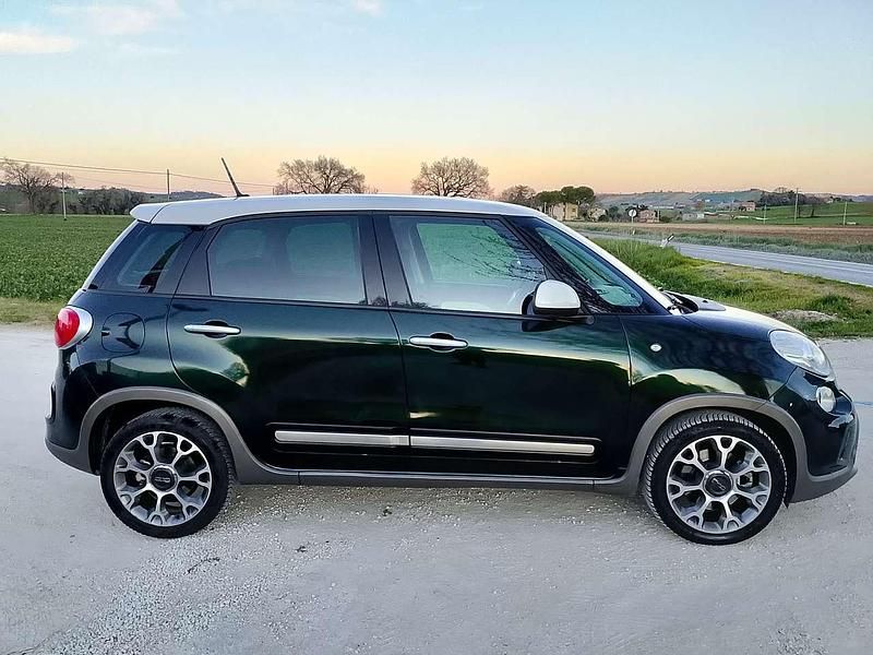 Usata Fiat 500L Trekking 120 CV (88 kW) 2016 Verde foresta Monovolume
