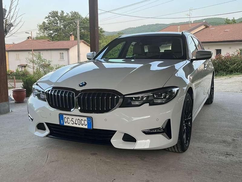 Usata BMW 320 Comfort Edition 190 CV (139 kW) 2020 Bianco Station wagon