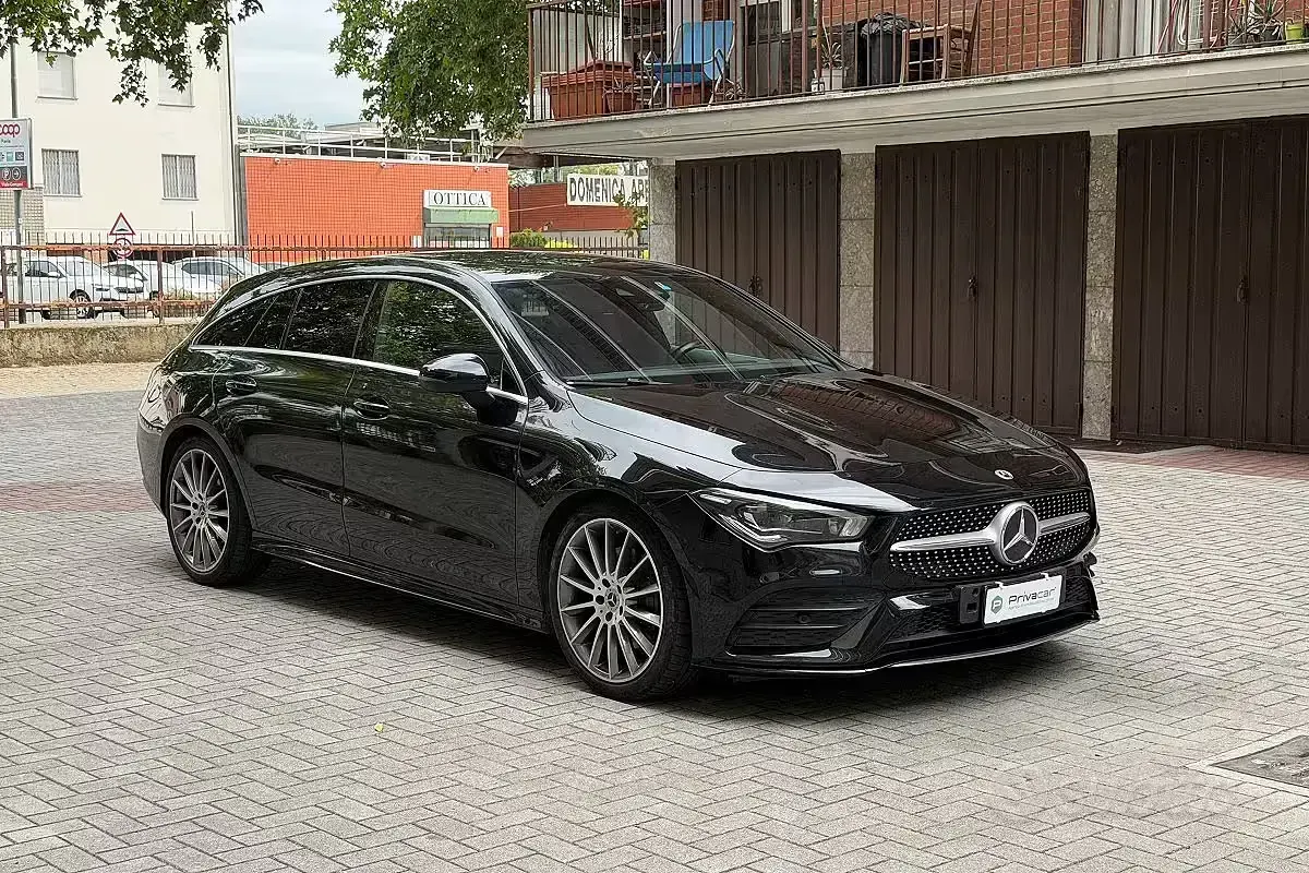 Usata Mercedes CLA200 Shooting Brake Premium 163 CV (119 kW) 2021 Nero Station wagon