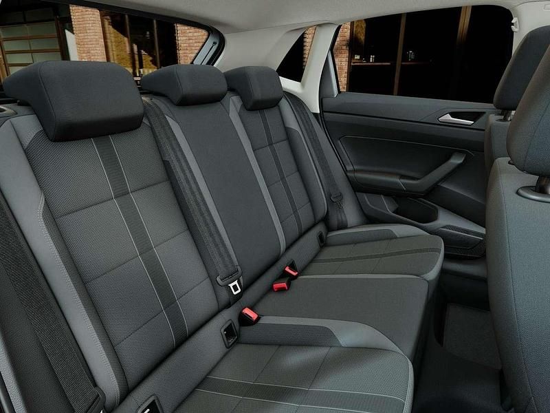 Nuova VW Polo Style 116 CV (85 kW) 2025 Reflex silver metallizzato Berlina