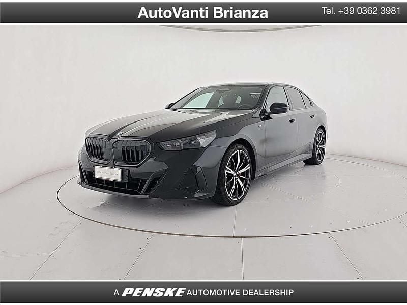 Nero Usata 2025 BMW 520 M Sport Tre volumi | 56.900 € (Buon prezzo) - Immagine 1/3