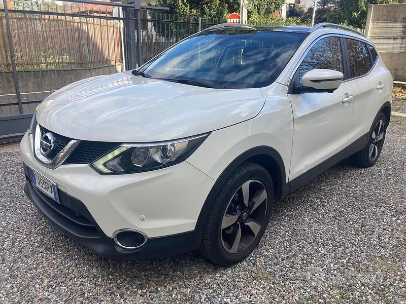 Bianco Usata 2017 Nissan Qashqai Tekna+ SUV | 12.300 € (Ottimo prezzo) - Immagine 1/4