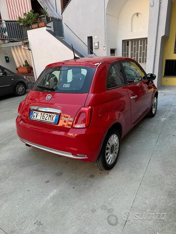 Usata Fiat 500 70 CV (51 kW) 2021 Rosso Utilitaria