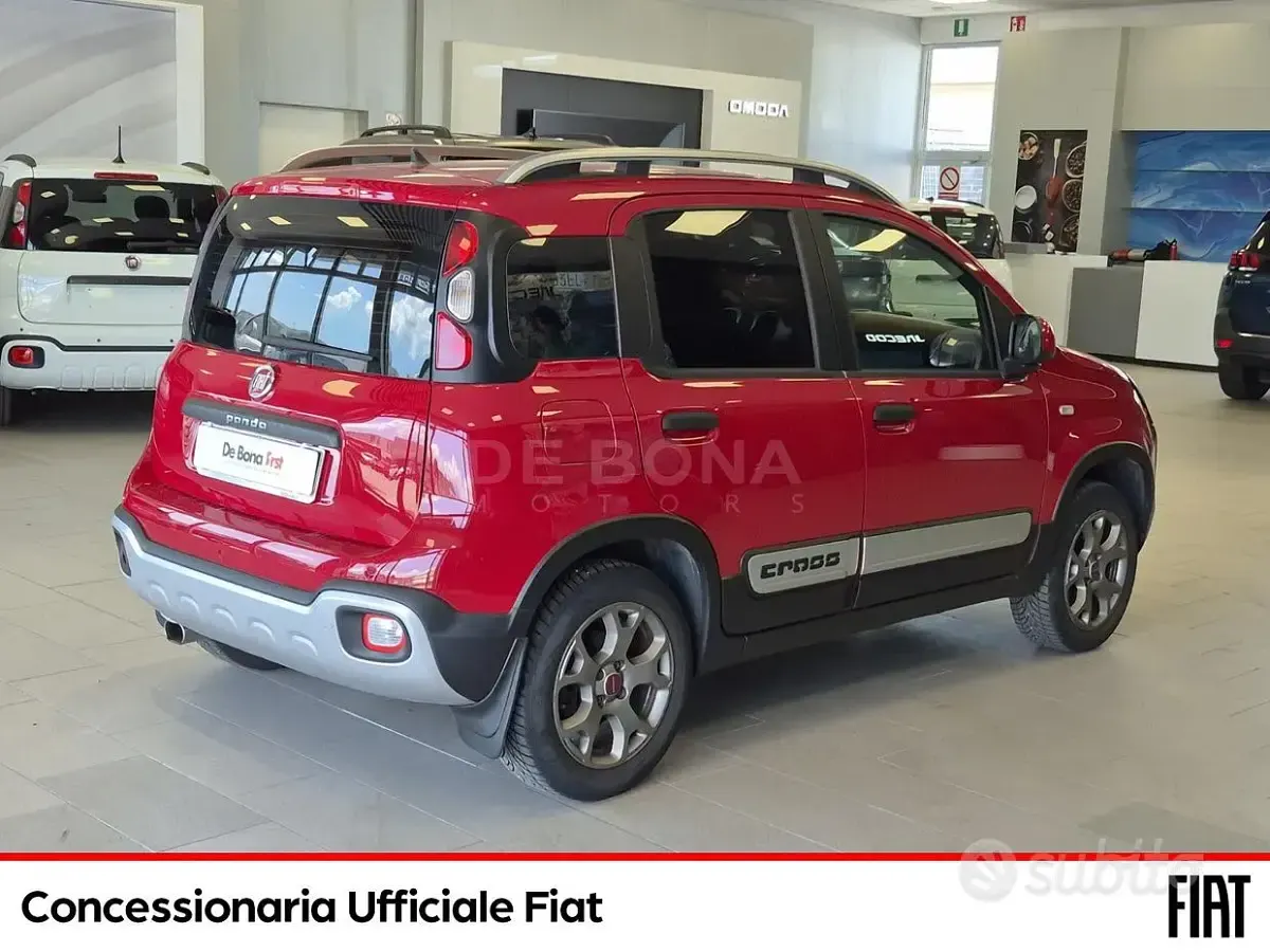 Usata Fiat Panda Cross Cross 90 CV (66 kW) 2015 Rosso Utilitaria