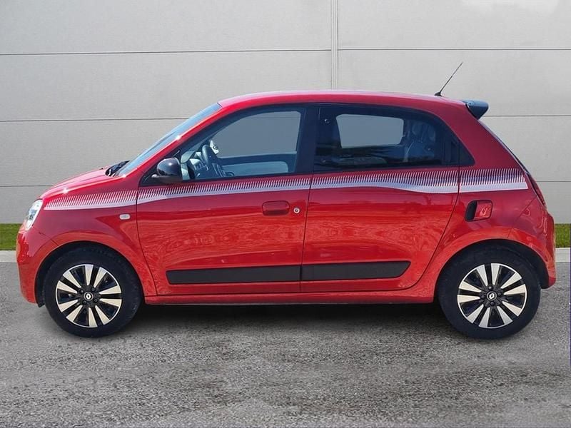 Usata Renault Twingo Urban Night 90 CV (66 kW) 2022 Rosso met Utilitaria