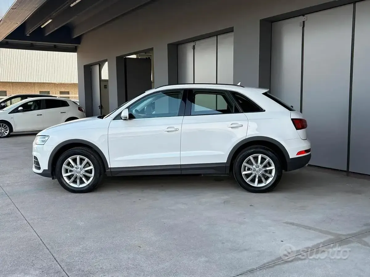 Usata Audi Q3 Design 120 CV (88 kW) 2016 Bianco SUV