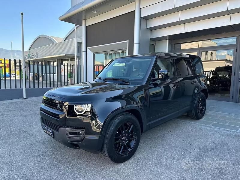 Usata Land Rover Defender SE 250 CV (183 kW) 2021 Nero SUV