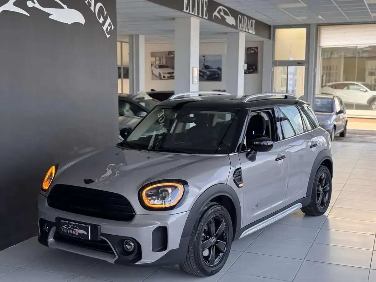 Usata Mini Cooper D Countryman Hype 150 CV (110 kW) 2021 Beige SUV