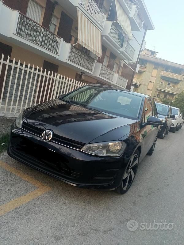 Usata VW Golf VII 110 CV (80 kW) 2015 Nero Berlina