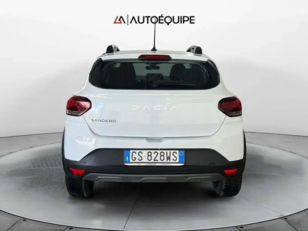 Usata Dacia Sandero Expression 101 CV (74 kW) 2024 Bianco Berlina