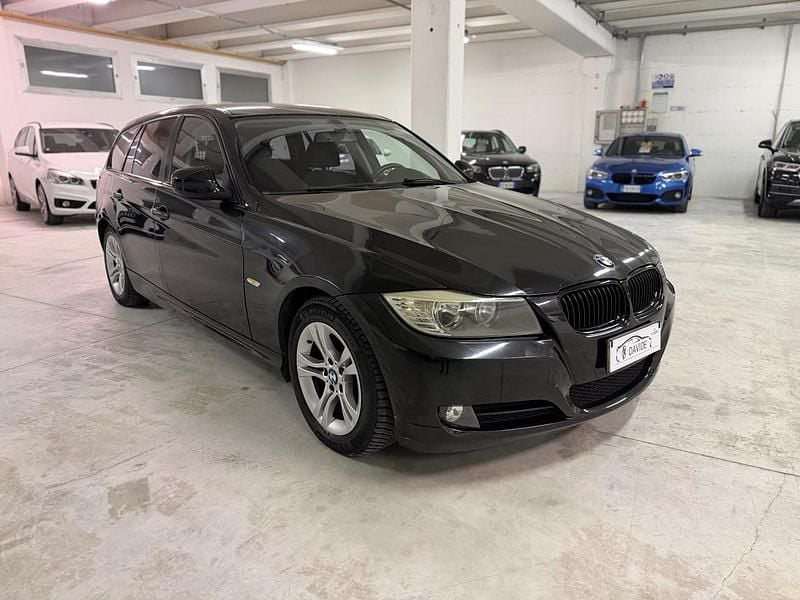 Nero Usata 2010 BMW 320 Efficient Dynamics Station wagon | 2999 € (Ottimo prezzo) - Immagine 1/4