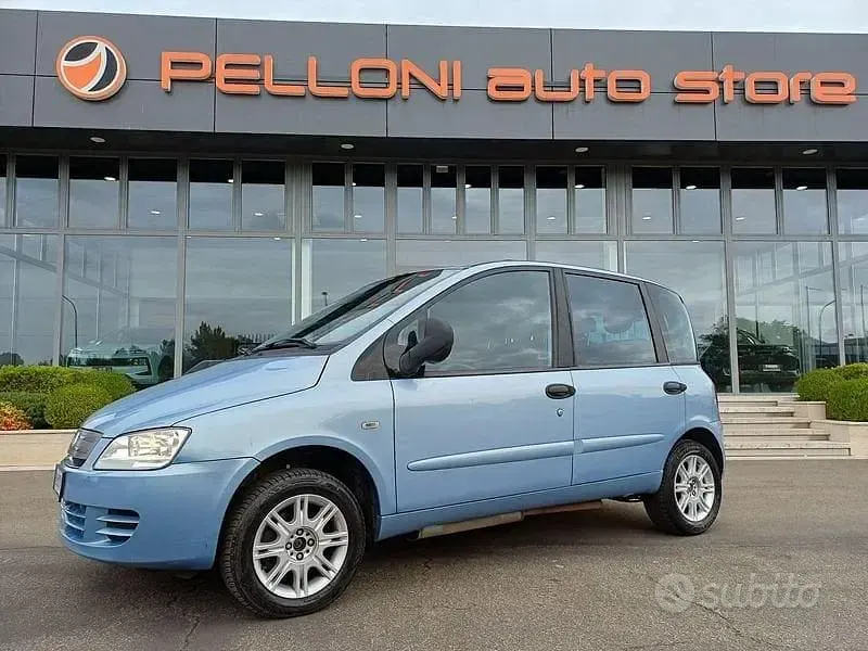 Usata Fiat Multipla 103 CV (75 kW) 2006 Bluazzurro Monovolume