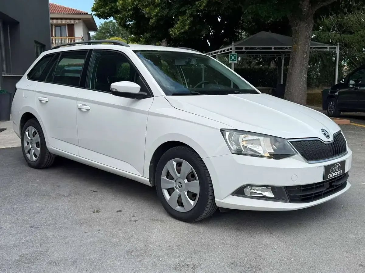 Usata Skoda Fabia Ambition 90 CV (66 kW) 2017 Bianco Station wagon