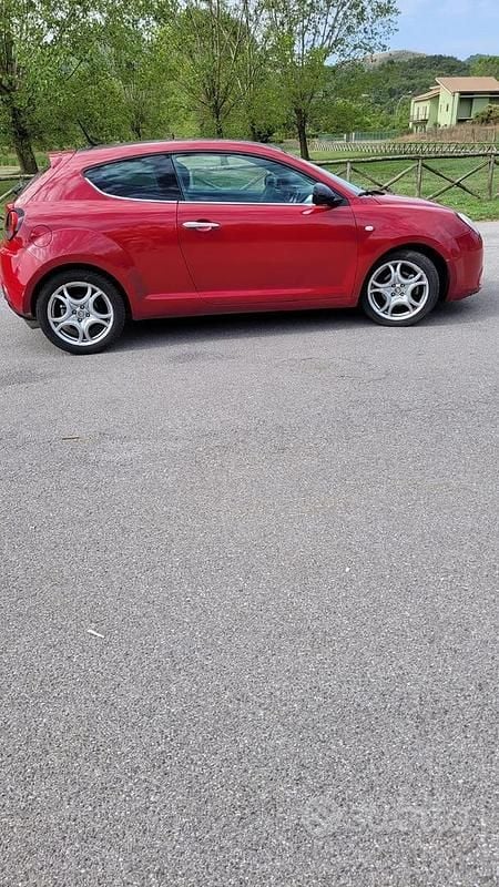 Usata Alfa Romeo MiTo 105 CV (77 kW) 2011 Rosso Utilitaria