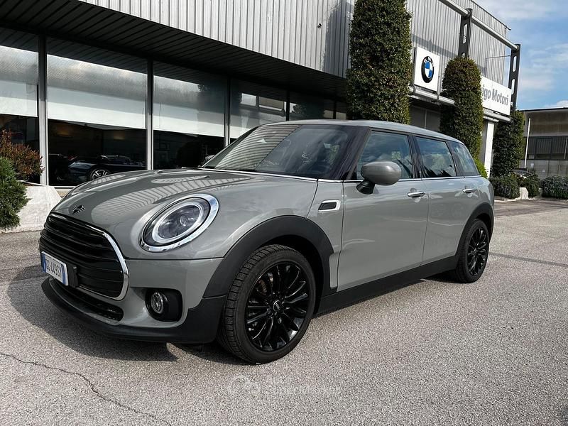 Usata Mini One Clubman 116 CV (85 kW) 2022 Gray Station wagon