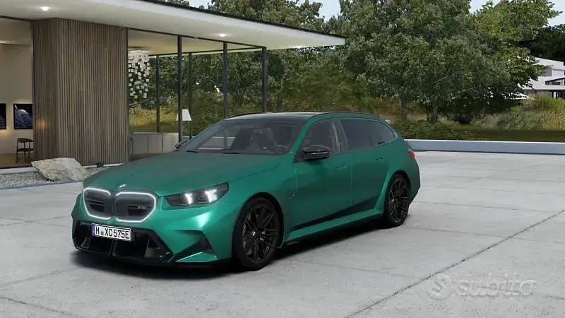 Usata BMW M5 Comfort Edition 544 CV (400 kW) 2026 Station wagon