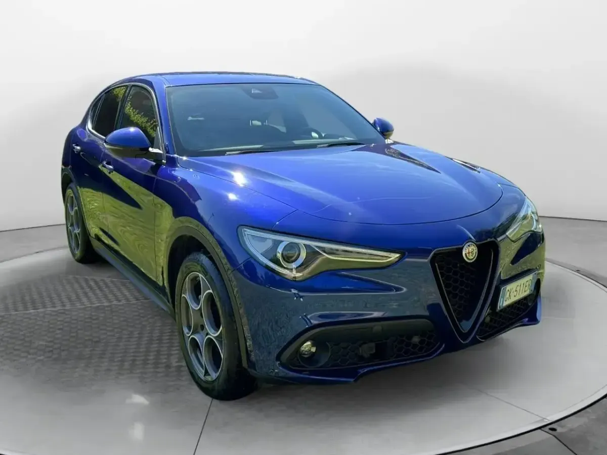 Usata Alfa Romeo Stelvio Super 190 CV (139 kW) 2022 Blu/azzurro SUV