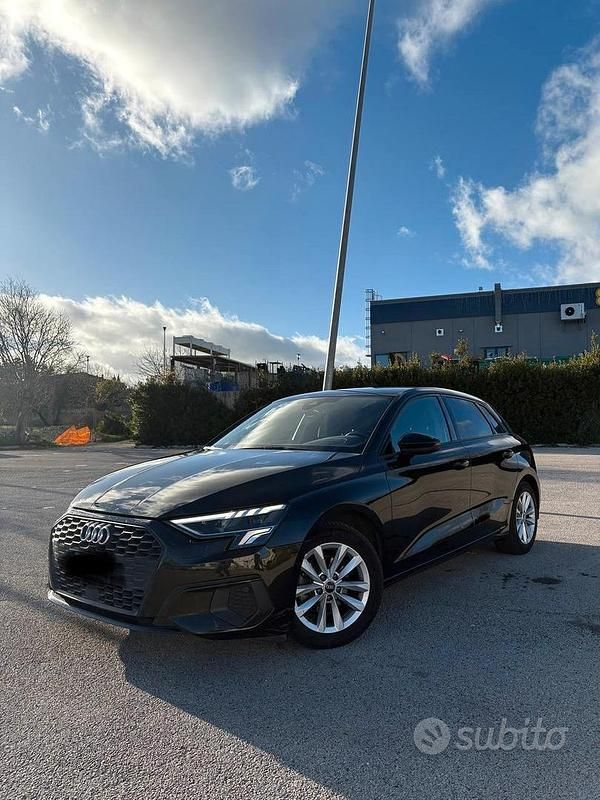 Usata Audi A3 Comfort 116 CV (85 kW) 2023 Nero Berlina