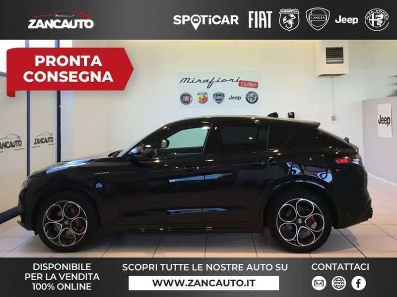 Nero vulcano Usata 2024 Alfa Romeo Stelvio Veloce SUV | 44.950 € (Molto cara) - Immagine 1/4