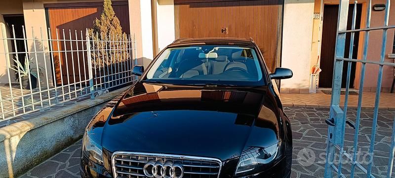 Usata Audi A4 143 CV (105 kW) 2011 Nero Station wagon