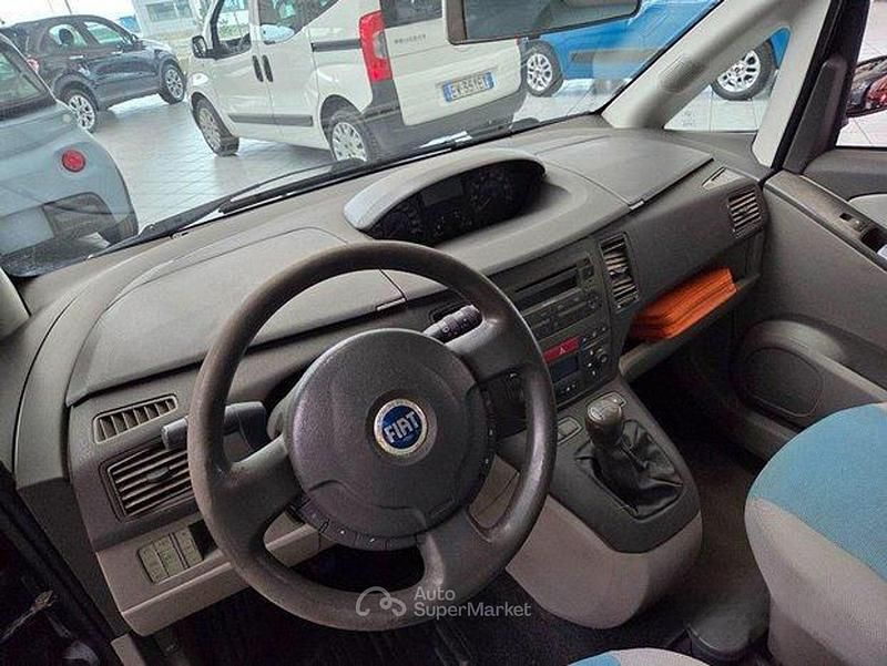 Usata Fiat Idea Emotion 70 CV (51 kW) 2005 Grigio Monovolume