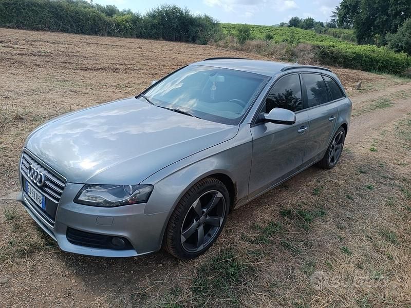 Grigio Usata 2011 Audi A4 Station wagon | 6500 € (Buon prezzo) - Immagine 1/4