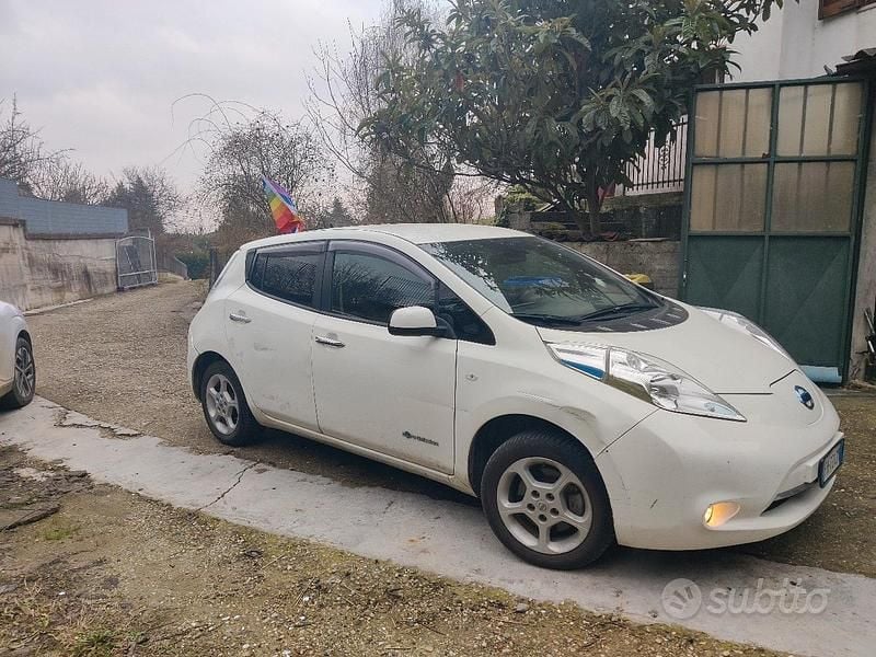 Usata Nissan Leaf 30 kW (41 CV) 2017 Bianco Utilitaria