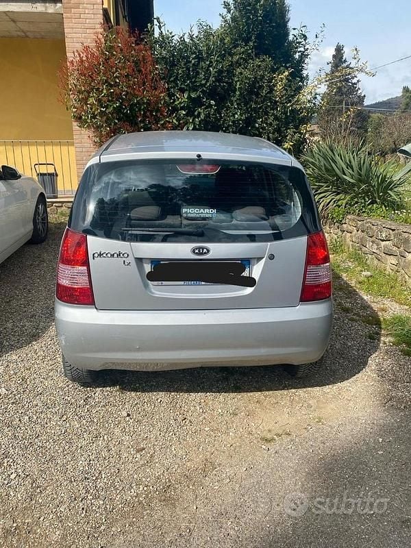 Usata Kia Picanto 60 CV (44 kW) 2007 Grigio Utilitaria