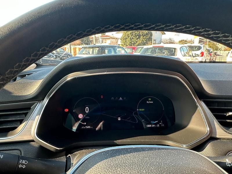 Second-hand Renault Captur Intens 92 CP (67 kW) 2020 Albastru SUV