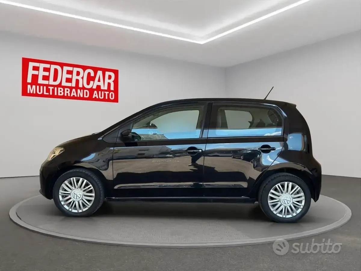 Usata VW up! Move 65 CV (47 kW) 2023 Nero Utilitaria