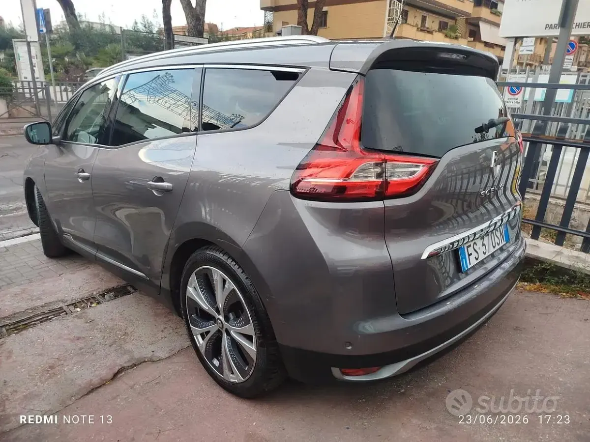 Usata Renault Grand Scénic IV 110 CV (80 kW) 2018 Grigio Monovolume